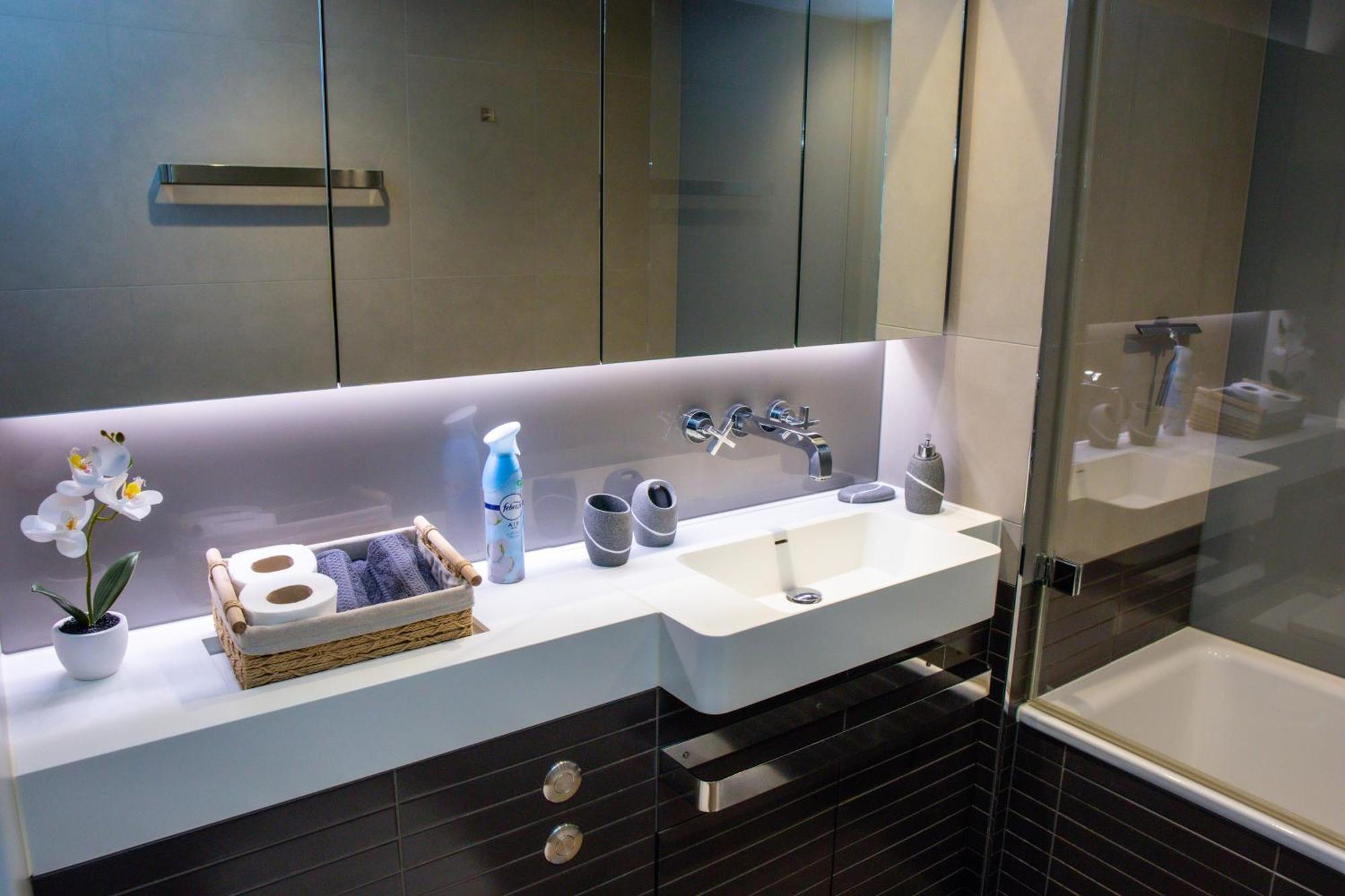 Luxury Apartment Steps From Battersea Power St And Close To Victoria & Chelsea Londres Extérieur photo